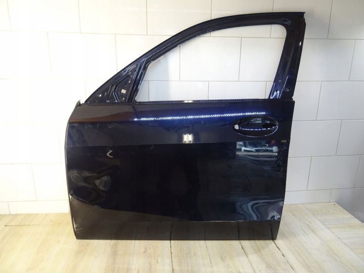 Передняя левая дверь BMW G05 (водительская сторона)
